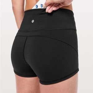 Lululemon Short 2.5”